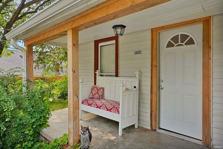 Property Photo:  1401 W 8th Street  IN 47404 