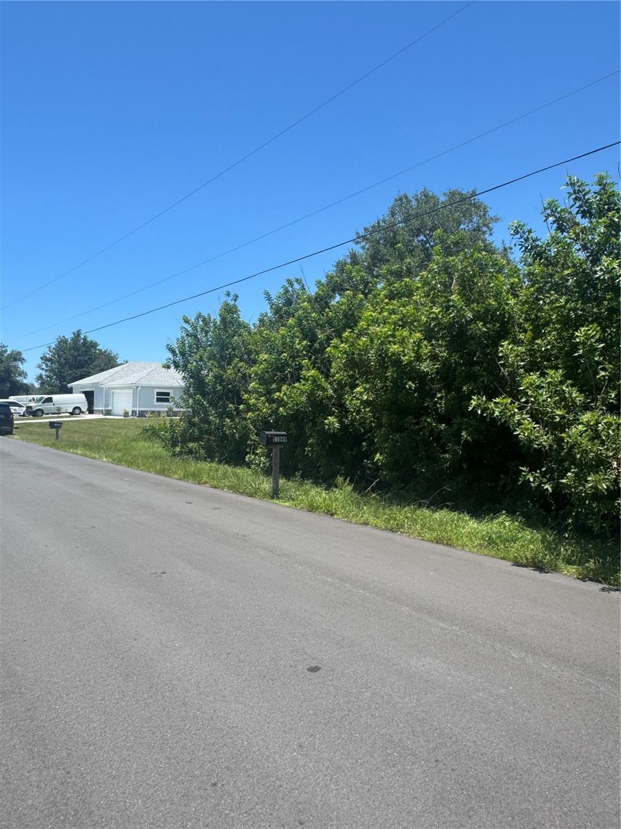 Property Photo:  11048 Euler Avenue  FL 34224 