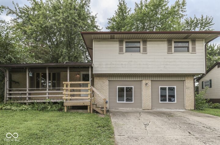 5337 Gambel Road  Indianapolis IN 46221 photo