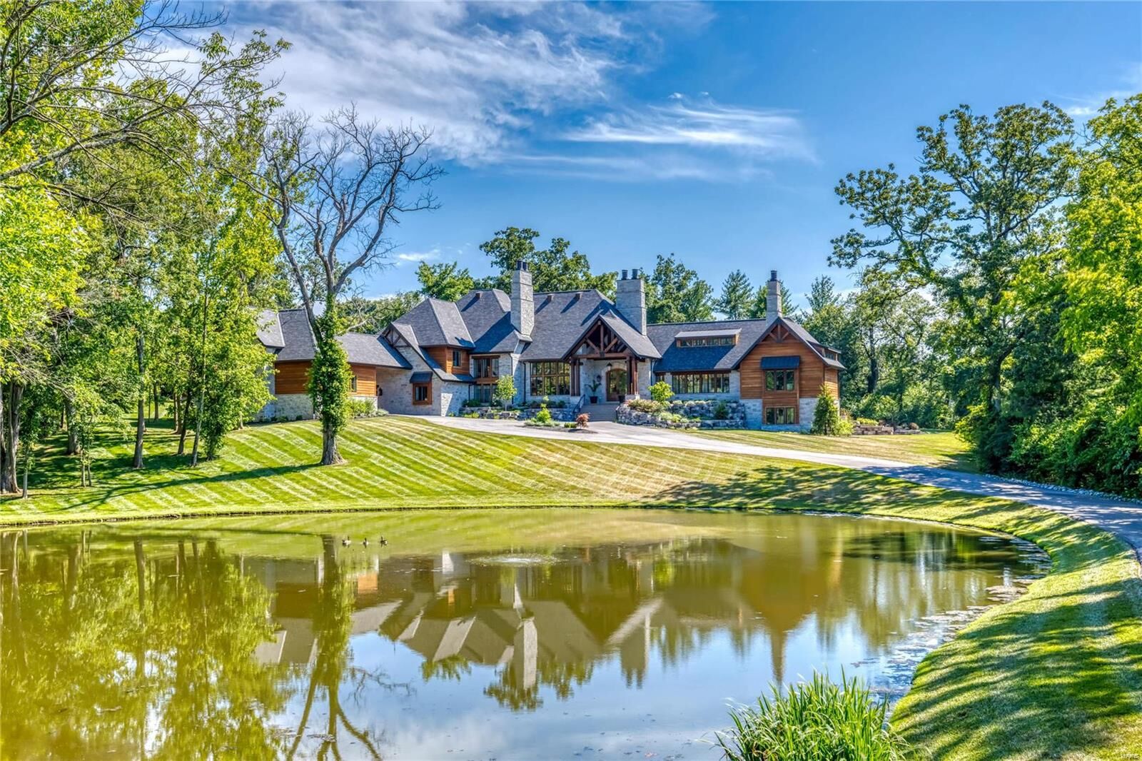 Property Photo:  3 Squires Lane  MO 63131 