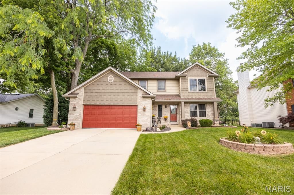Property Photo:  595 Chancellor Drive  IL 62025 