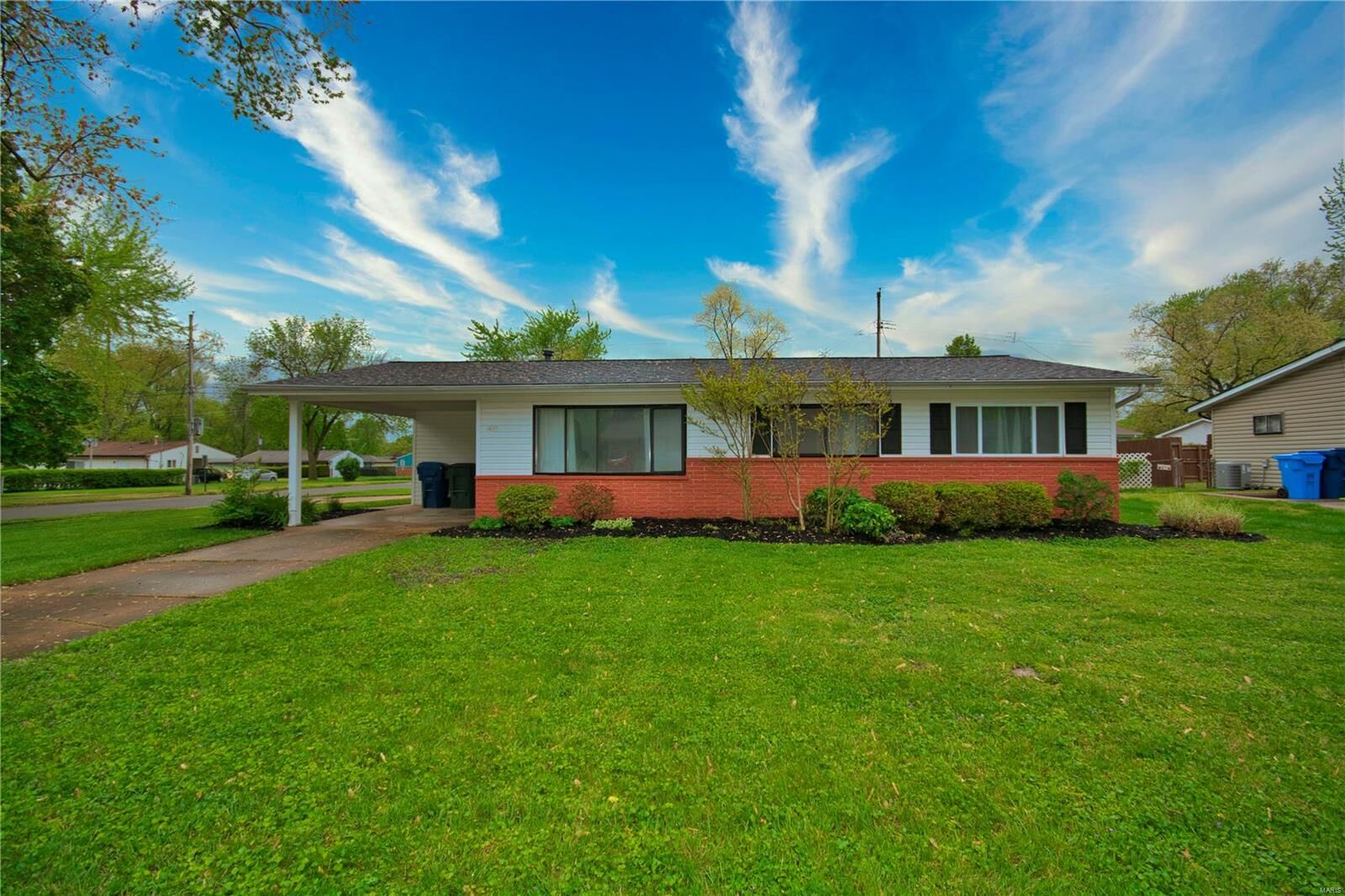 Property Photo:  1400 Flicker Drive  MO 63031