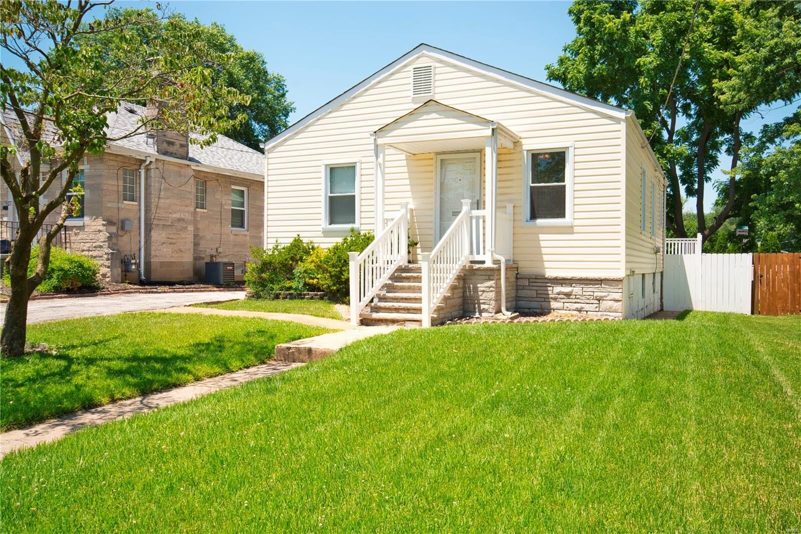 Property Photo:  7925 Hildesheim Avenue  MO 63123 