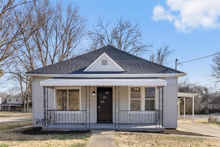 Property Photo: 814 N 5th Street MO 63028