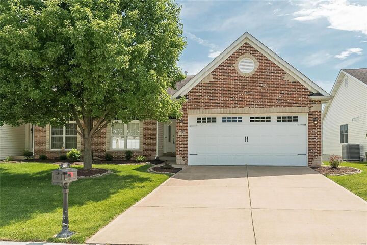 2251 Saint Andrews Drive  St Charles MO 63301 photo