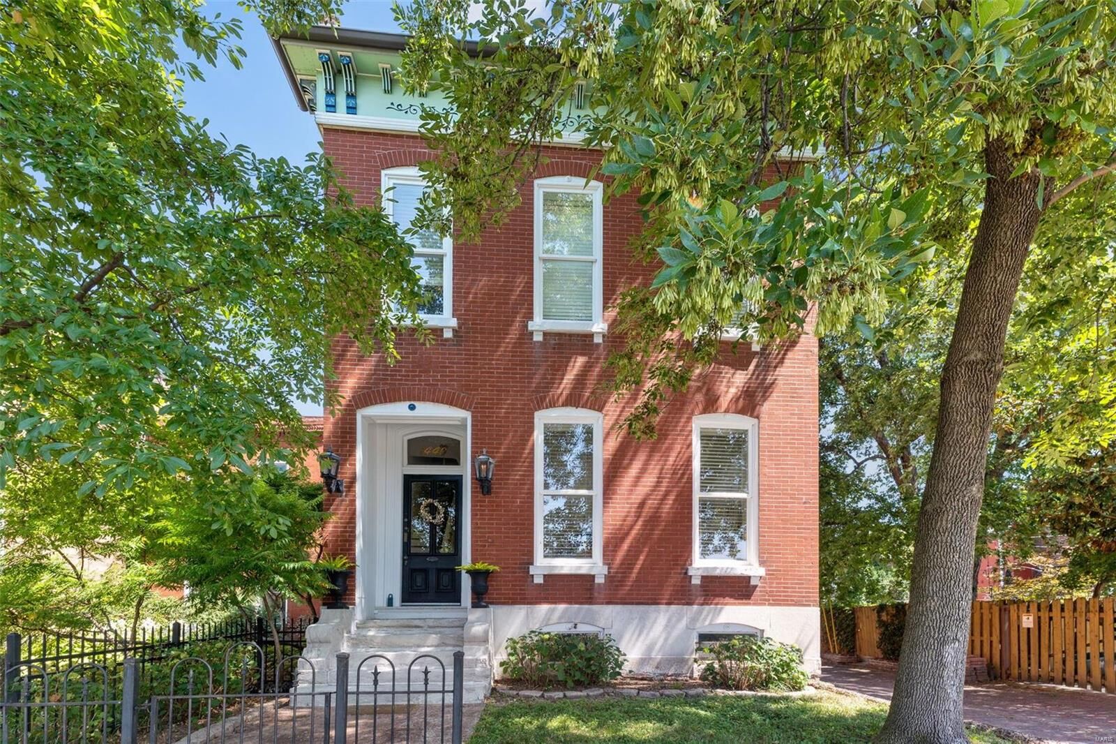 Property Photo: 1440 S 18th Street MO 63104