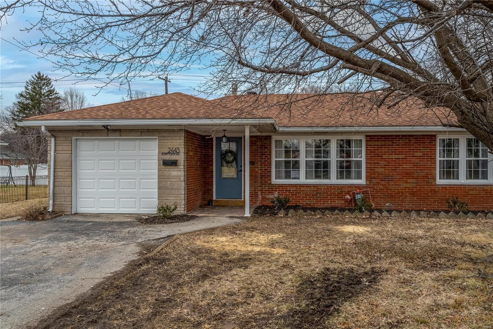 Property Photo:  2445 Pontoon Road  IL 62040