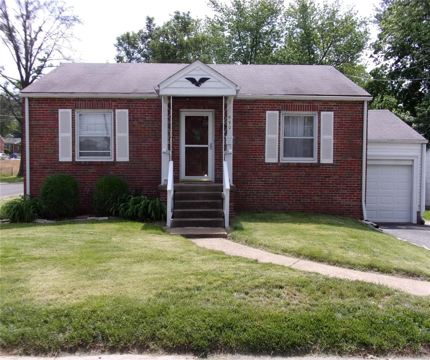 Property Photo:  990 N New Florissant Road  MO 63031 