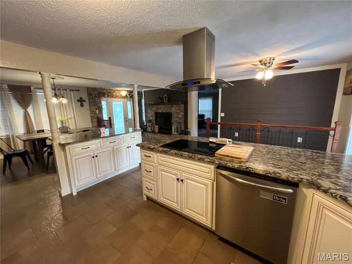 Property Photo:  707 Union Street  MO 63764 