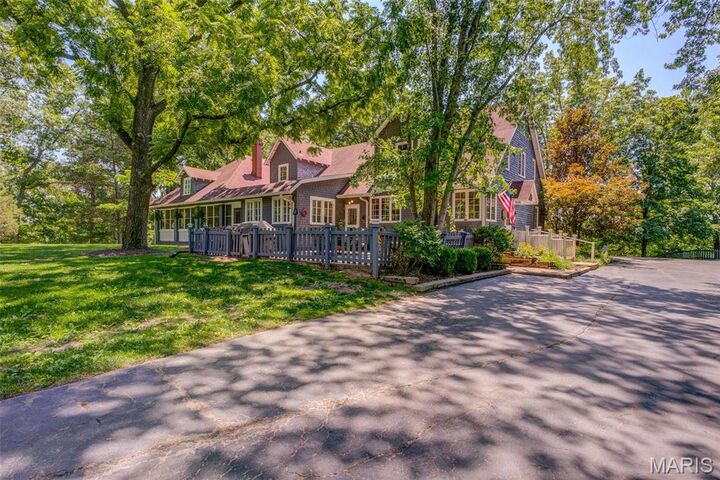 1577 Kehrs Mill Road  Chesterfield MO 63005 photo