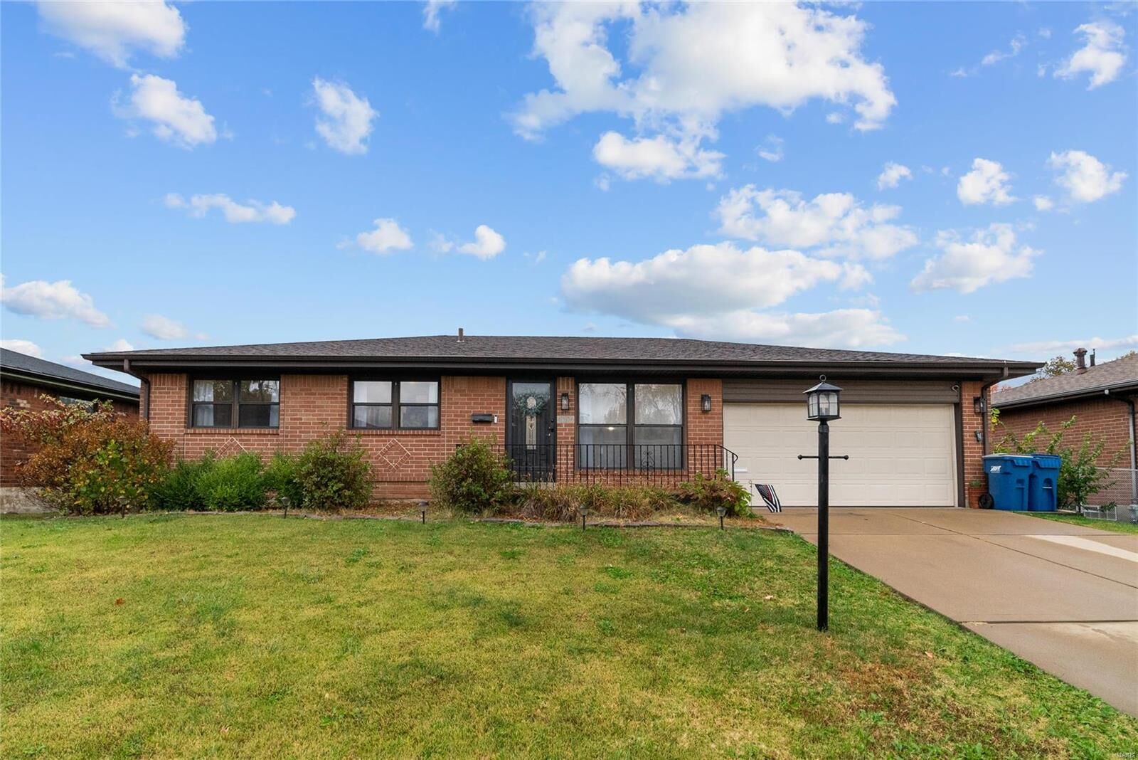 Property Photo: 4306 Schmittwoods Court MO 63123