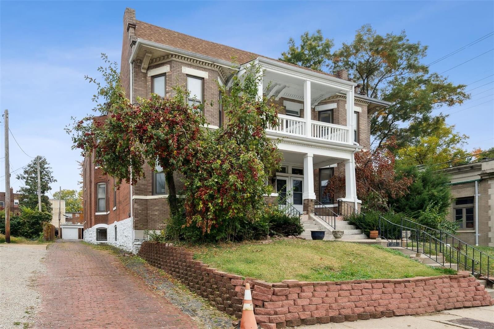 Property Photo:  426 Lake Avenue 3  MO 63108 