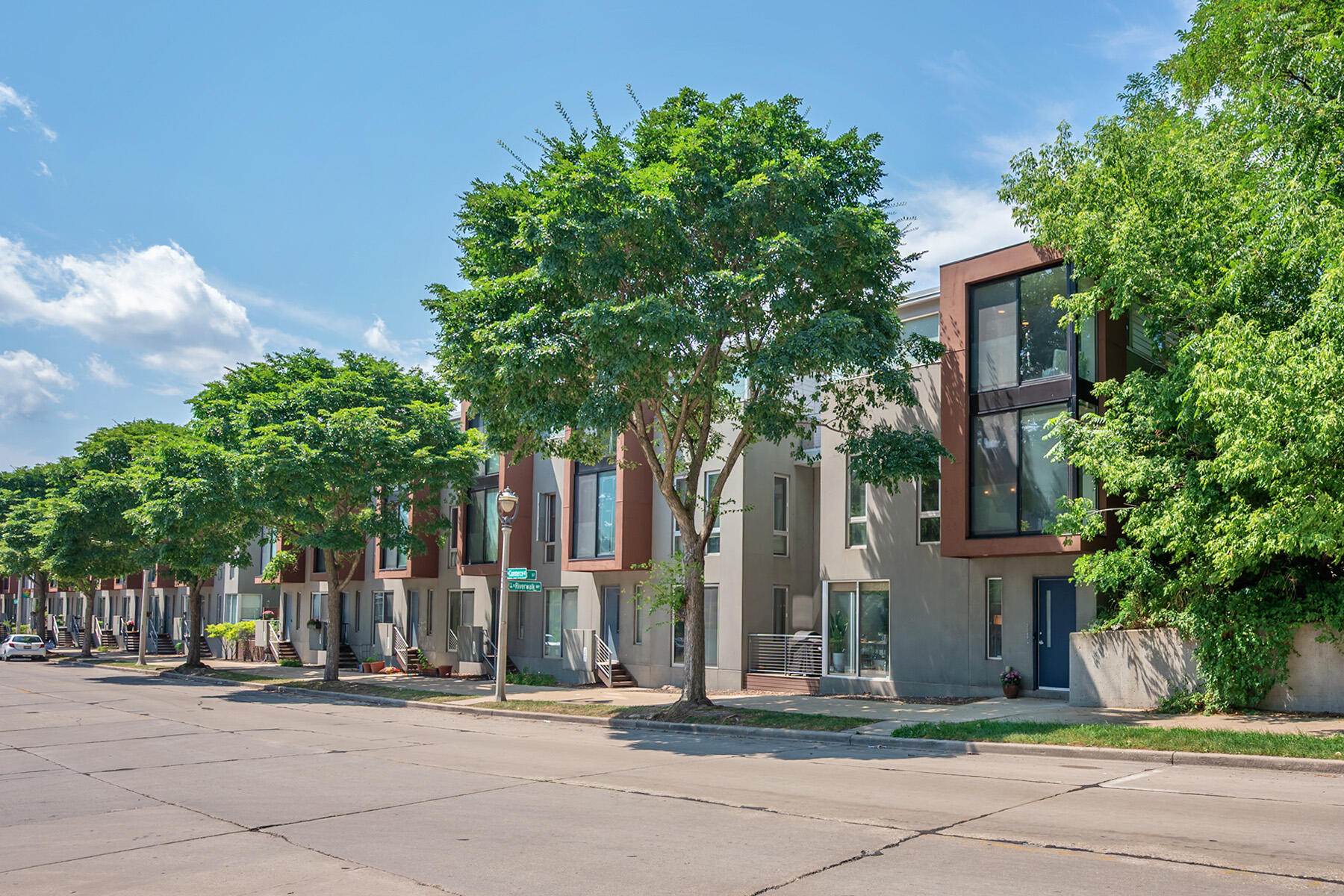 Property Photo: 2049 N Commerce St 2049 WI 53212