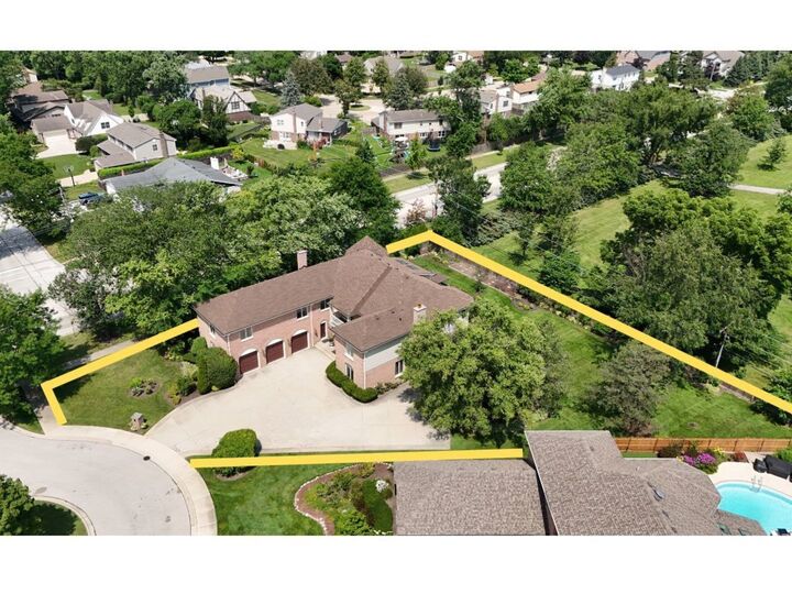 2509 Astor Court  Glenview IL 60026 photo