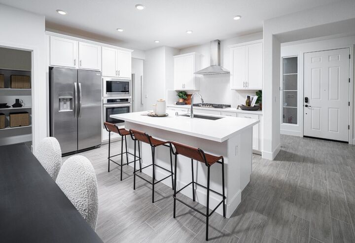Property Photo:  4622 Duckhawk Circle  CA 95742 