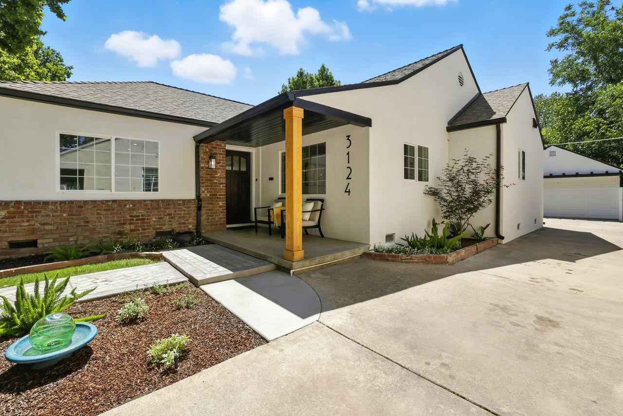 Property Photo: 3124 17th Street CA 95818