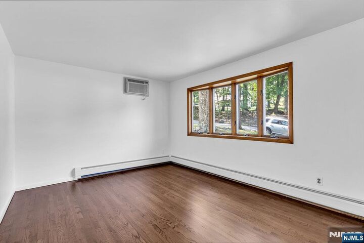 Property Photo:  29 Manito Avenue  NJ 07436 