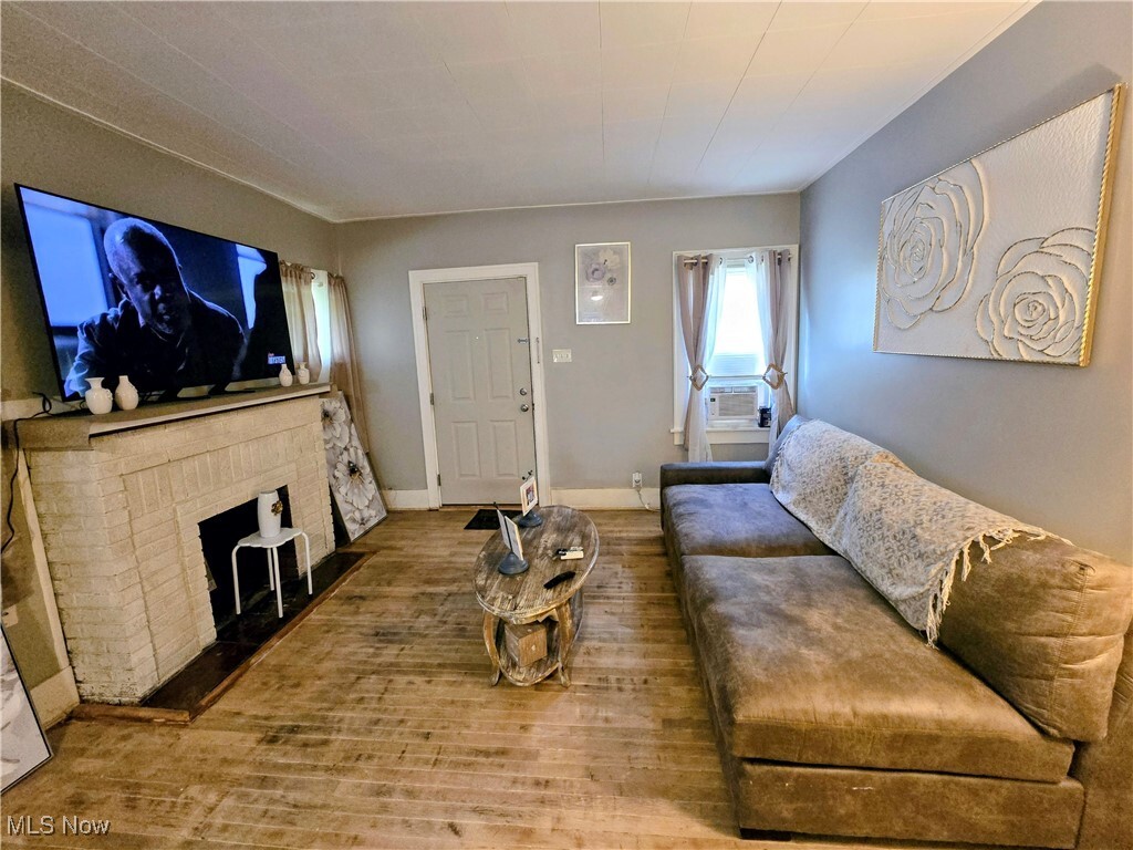 Property Photo: 721 Eastland Avenue OH 44305