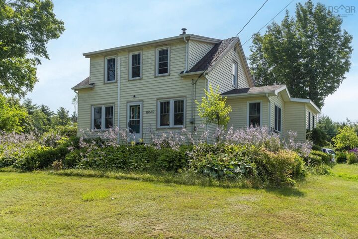 18665 Highway 103 — photo 1