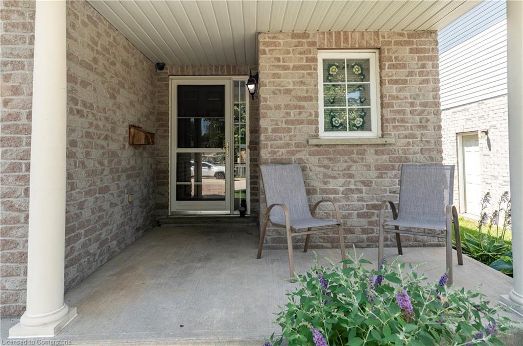Property Photo: 24 Castlewood Place ON N1R 8K6