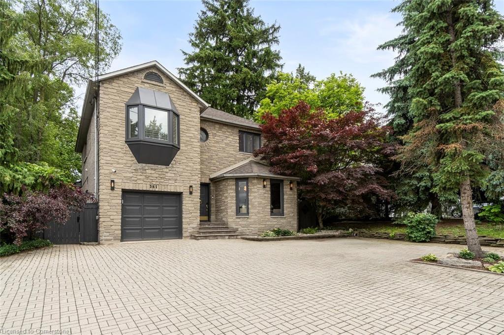Photo de la propriété: 381 Queen Street S ON L8P 3T8