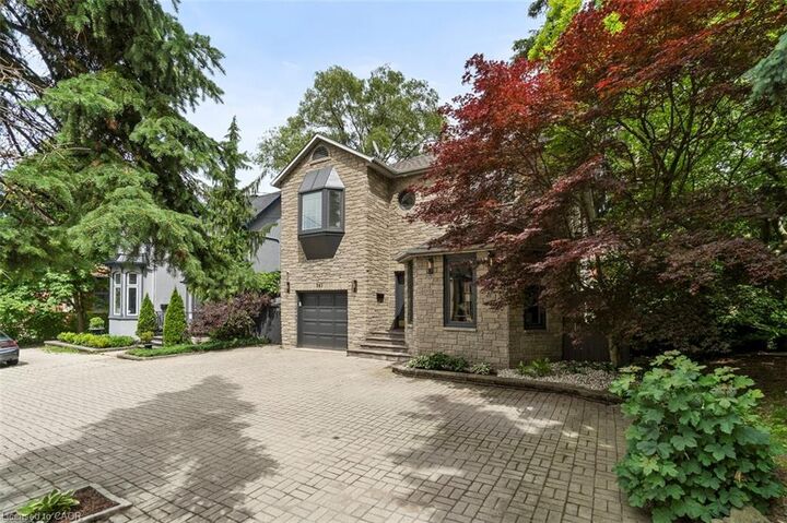 381 Queen Street S  Hamilton ON L8P 3T8 photo