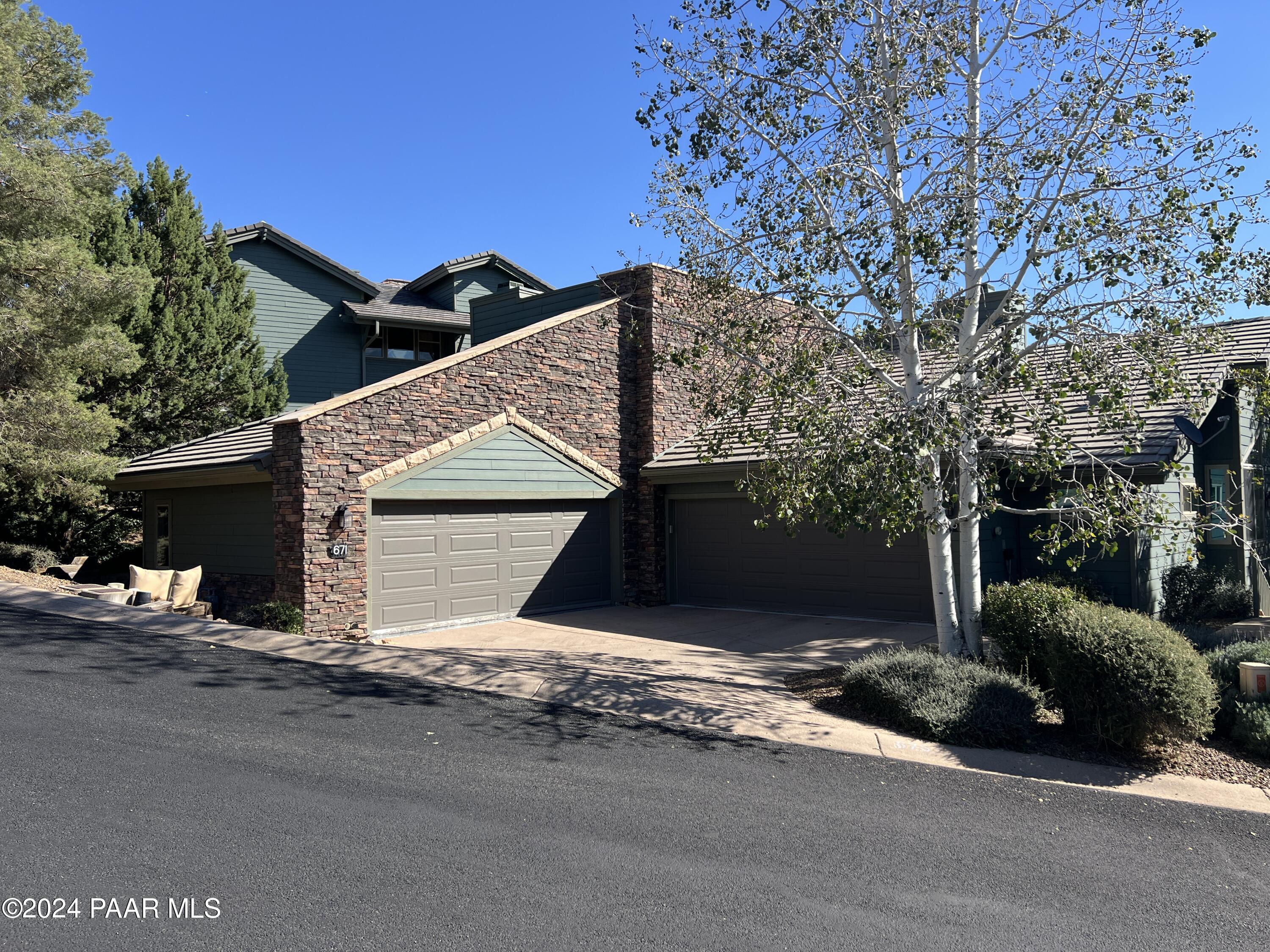 Property Photo: 671 Crosscreek Drive AZ 86303