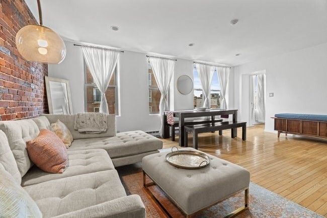 Property Photo: 328 Commercial Street 52 MA 02109