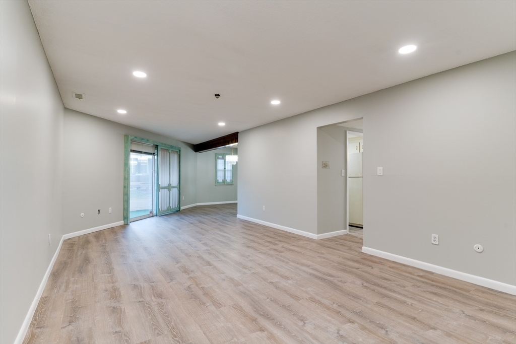 Property Photo: 20 Brian Dr B MA 02072