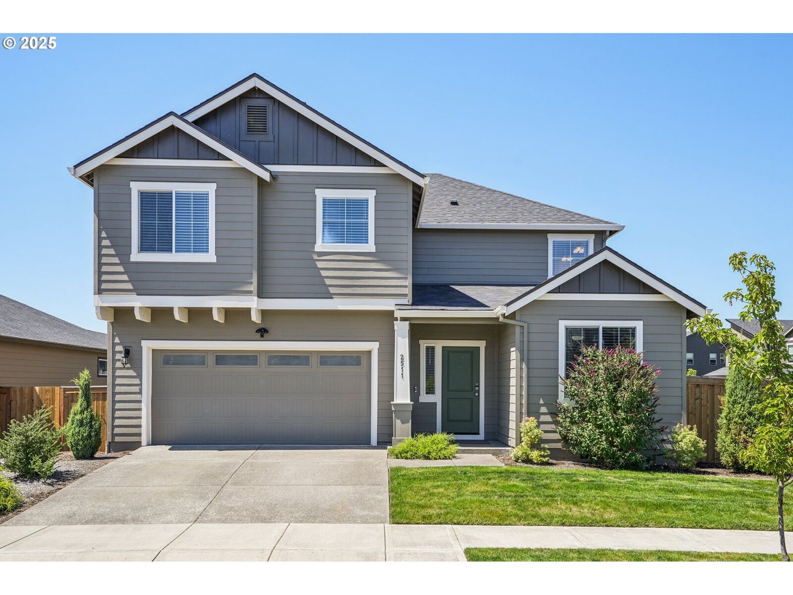 Property Photo:  2511 S Coho Pl  WA 98642 