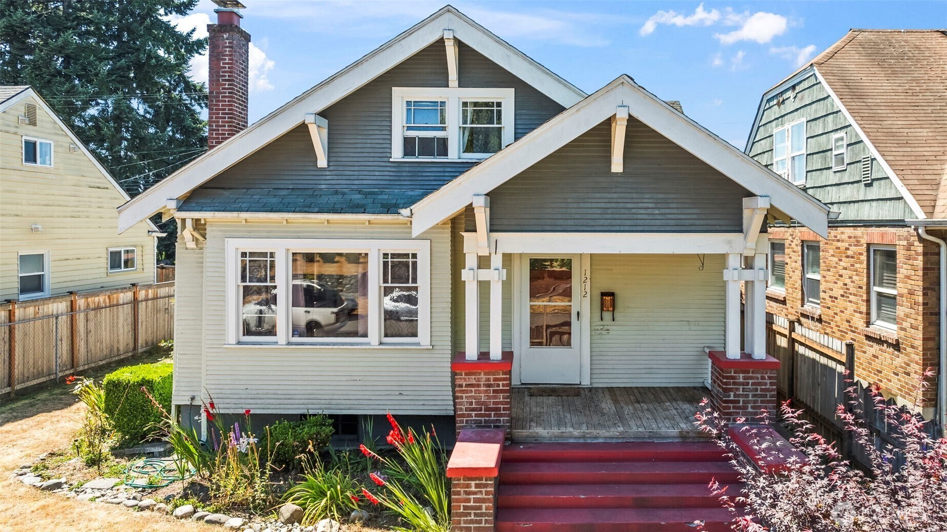 Property Photo: 1212 S Grant Avenue WA 98405
