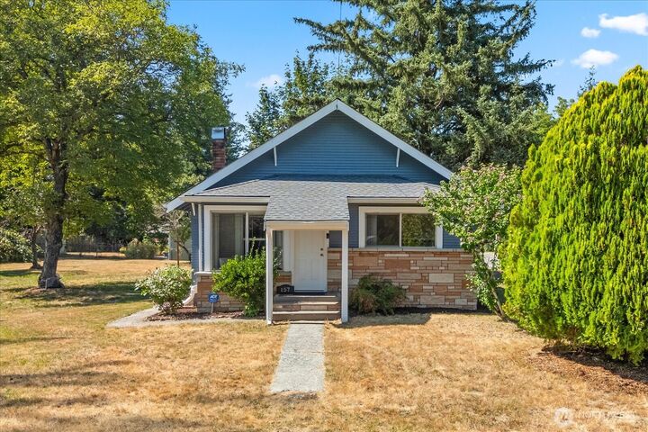 Property Photo:  157  8th Street  WA 98251 
