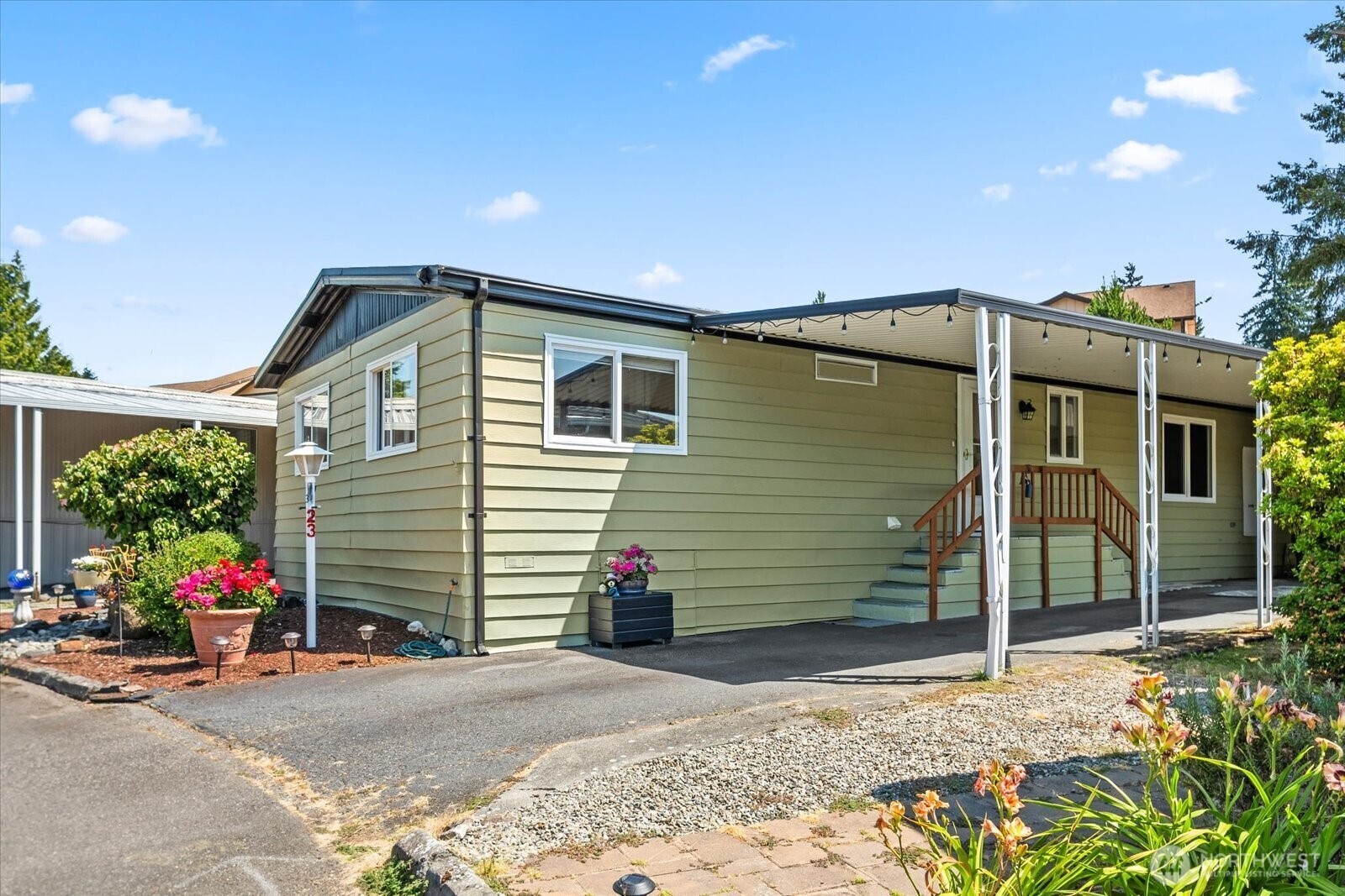 Property Photo: 4111 164th Street SW 23 WA 98087