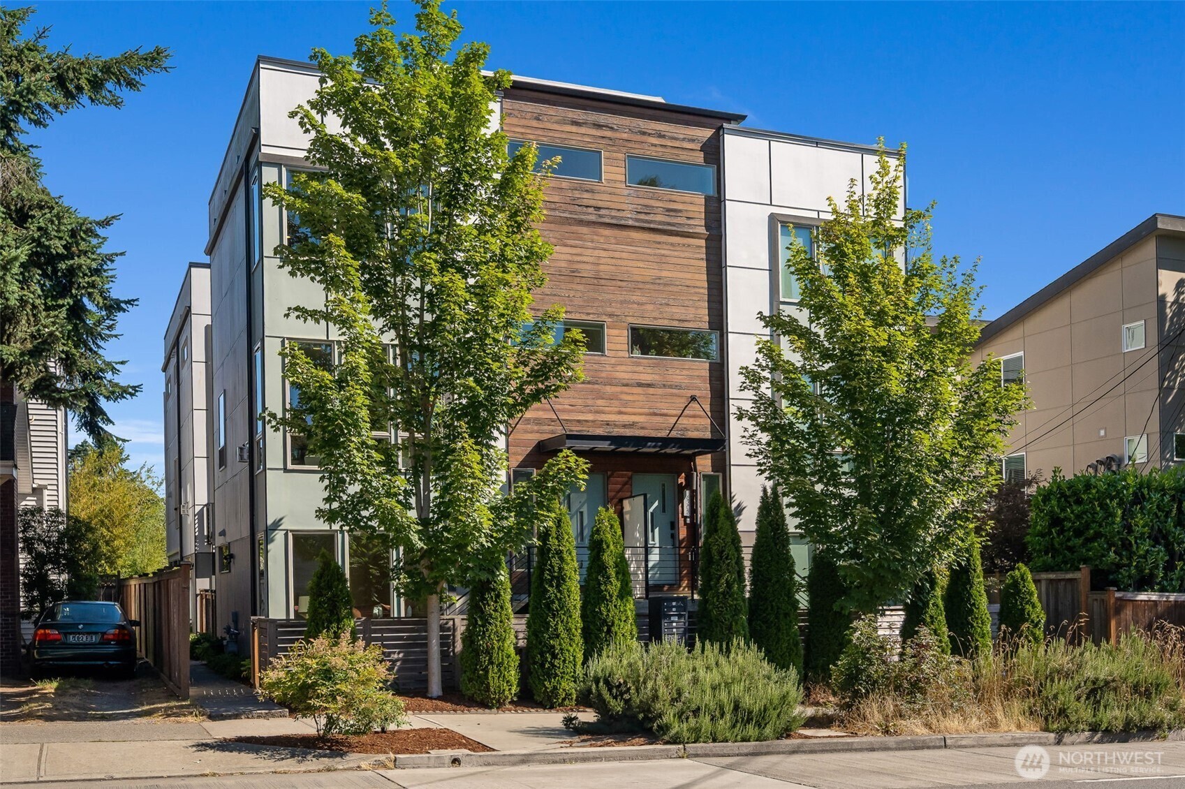 630  NW 85th Street Unit A  Seattle WA 98117 photo