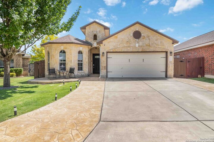 9806 Cochem Path  Helotes TX 78023 photo