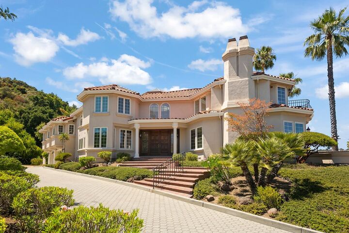 Property Photo: 13977 Albar Court CA 95070