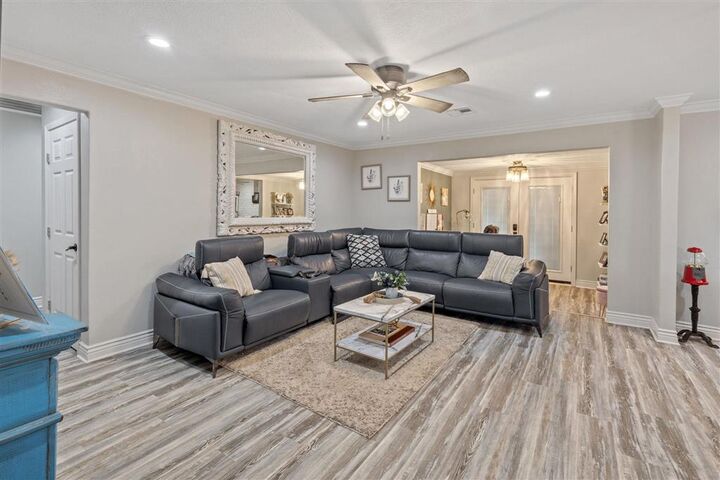 Property Photo: 107 Marilyn Street LA 70663