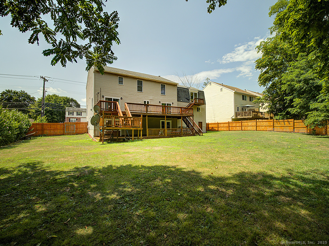 Property Photo:  1681 Litchfield Turnpike  CT 06525 
