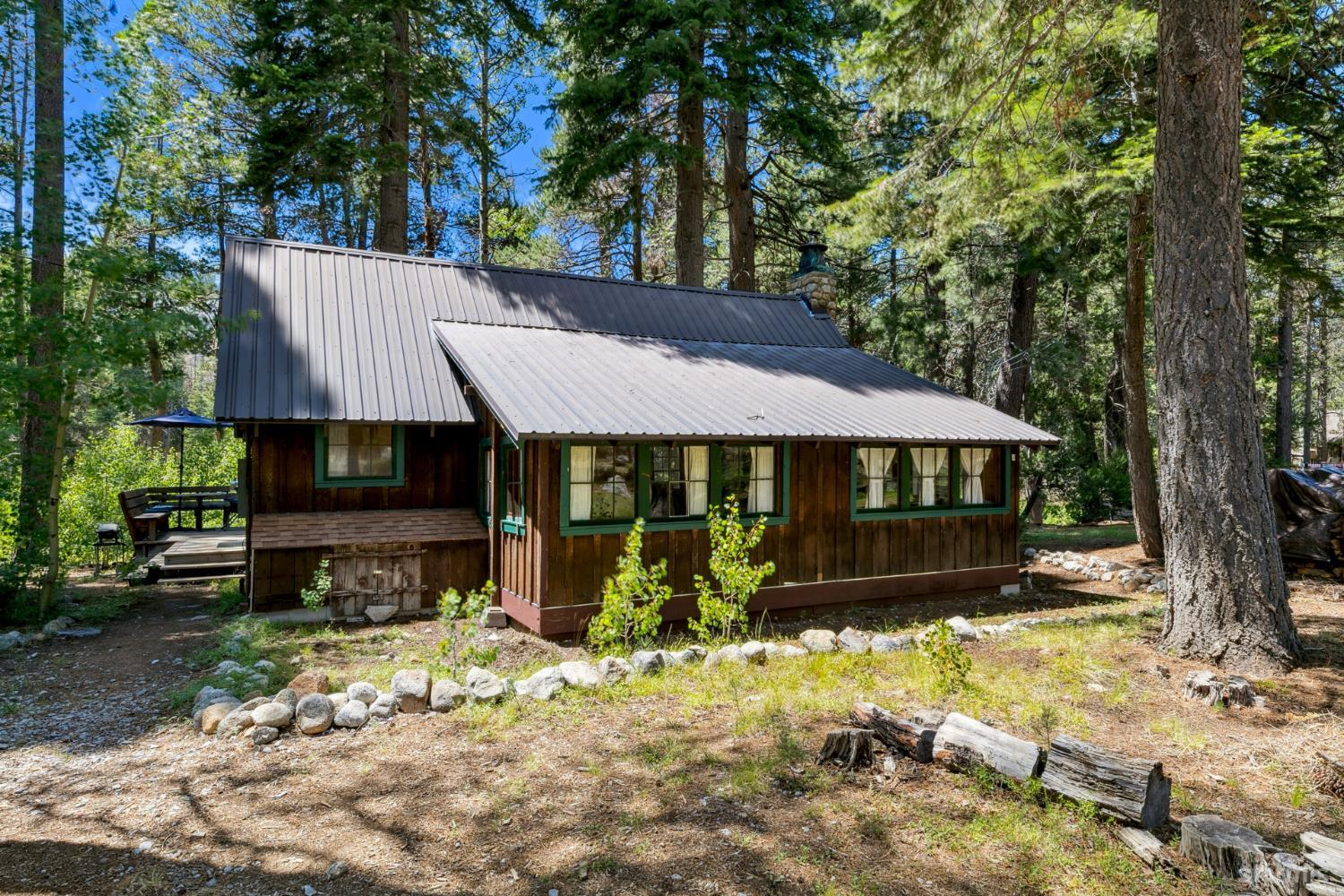Property Photo: 2438 Rainbow Road CA 96150