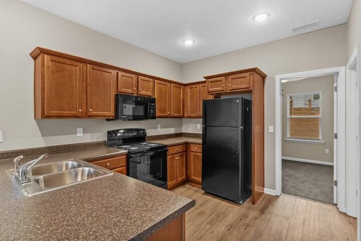 Property Photo: 2243 Del Carmel Way FL 32303