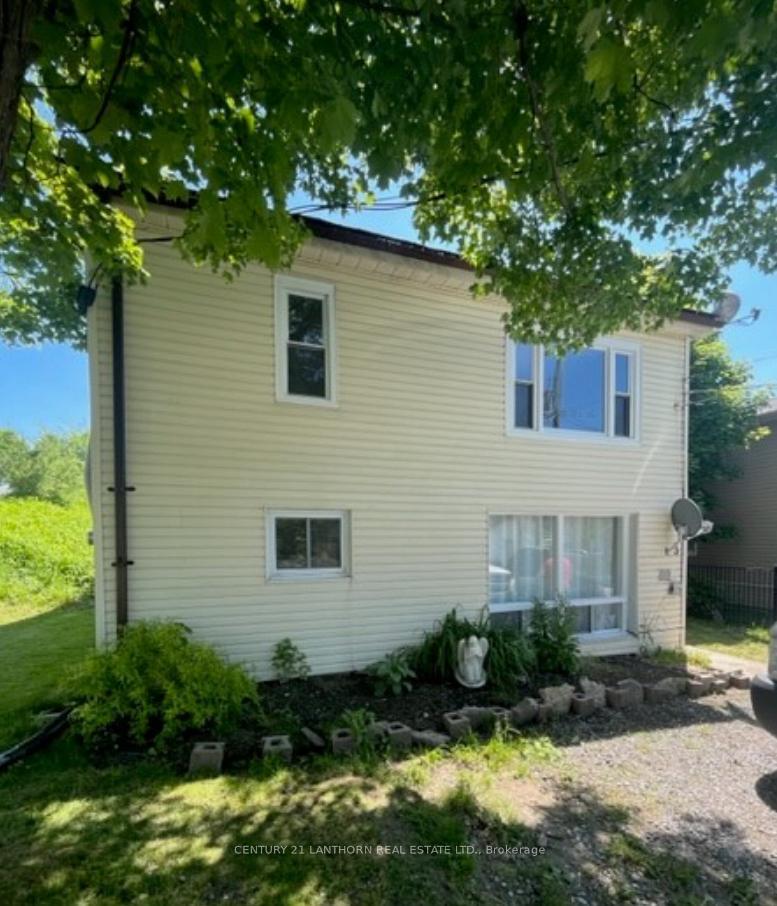 Property Photo: 3 South Street ON K8V 1H1