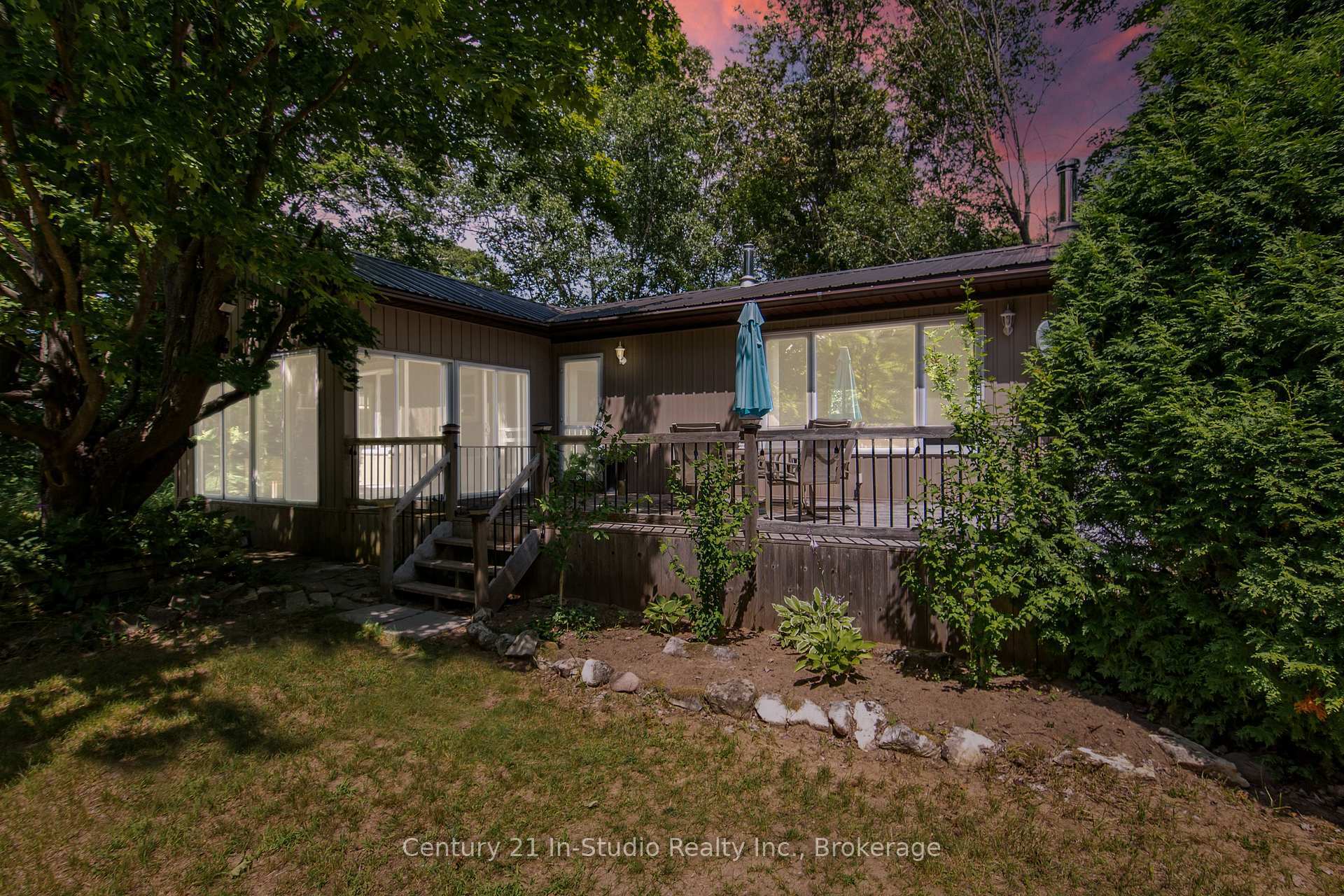 Photo de la propriété: 51 Cardinal Avenue ON N0H 2T0
