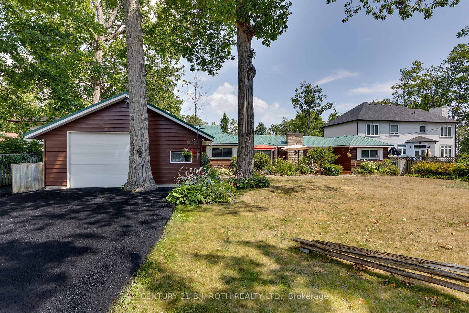 Property Photo:  3929 Alderly Avenue  ON L9S 2M2 
