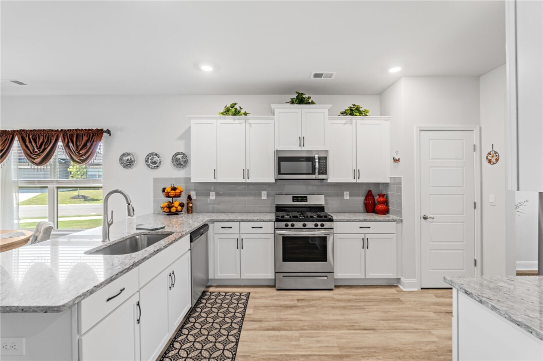 2 Woodcross Drive  Simpsonville SC 29681 photo