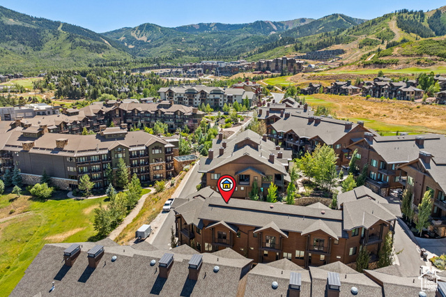 Property Photo: 4264 Willow Draw Dr 904 UT 84098