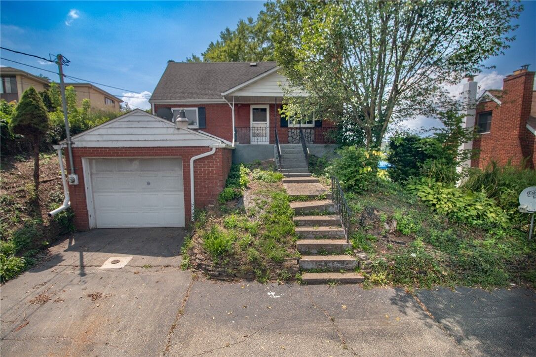 Property Photo:  1137 State Route 885  PA 15025 