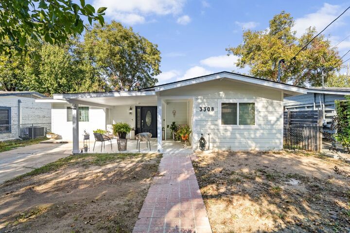 Property Photo: 3308 Bengston Street TX 78702