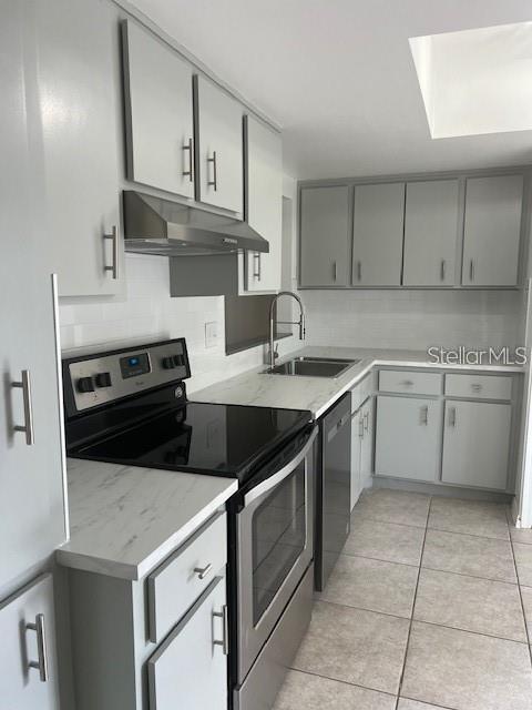 Property Photo: 17 Windrush Bay Drive 17 FL 34689