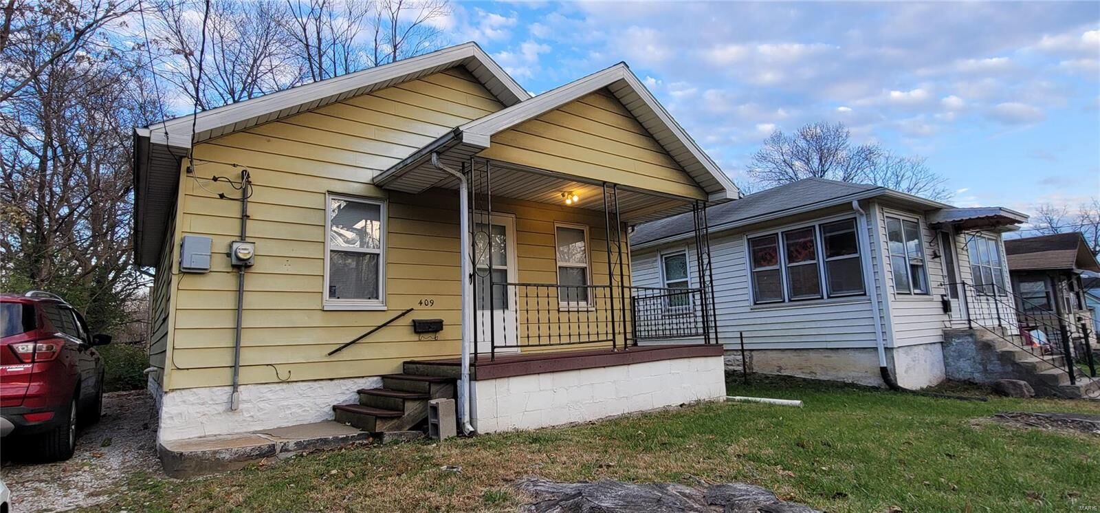 Property Photo: 409 Sering Avenue IL 62002