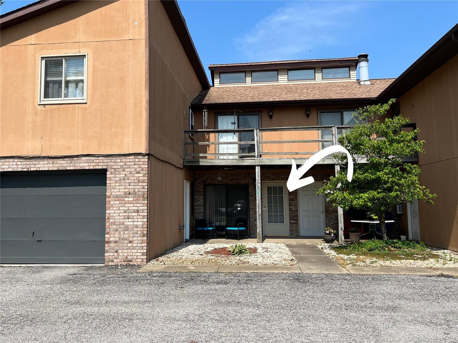 Property Photo: 120 Sandridge Drive IL 62234